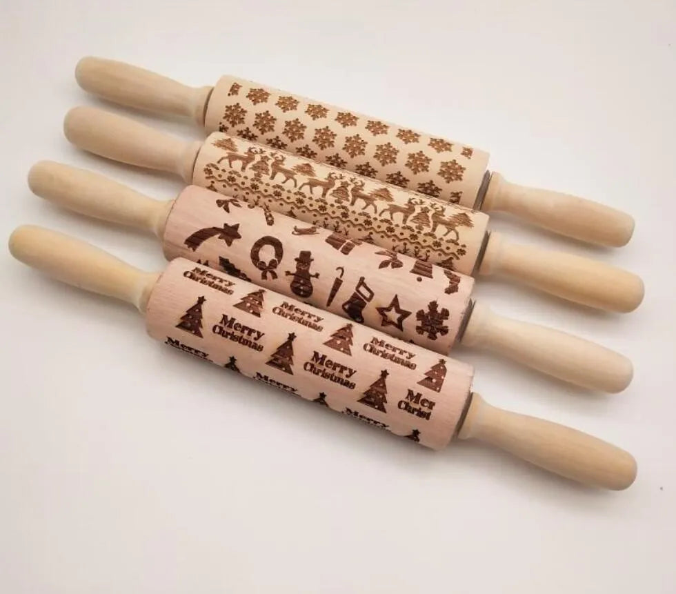 Wooden Christmas embossing rolling pin with snowflake and reindeer patterns on dough, 45x5x5cm natural wood non-stick surface