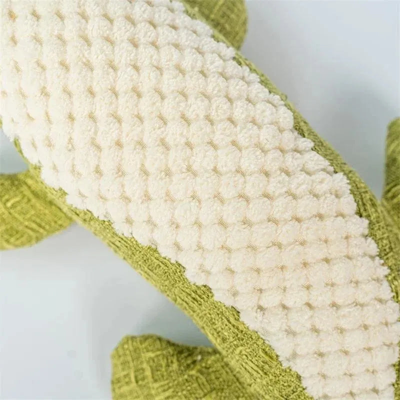 Blue, green, and red pet plush toys with a corn grid design for biting sound.