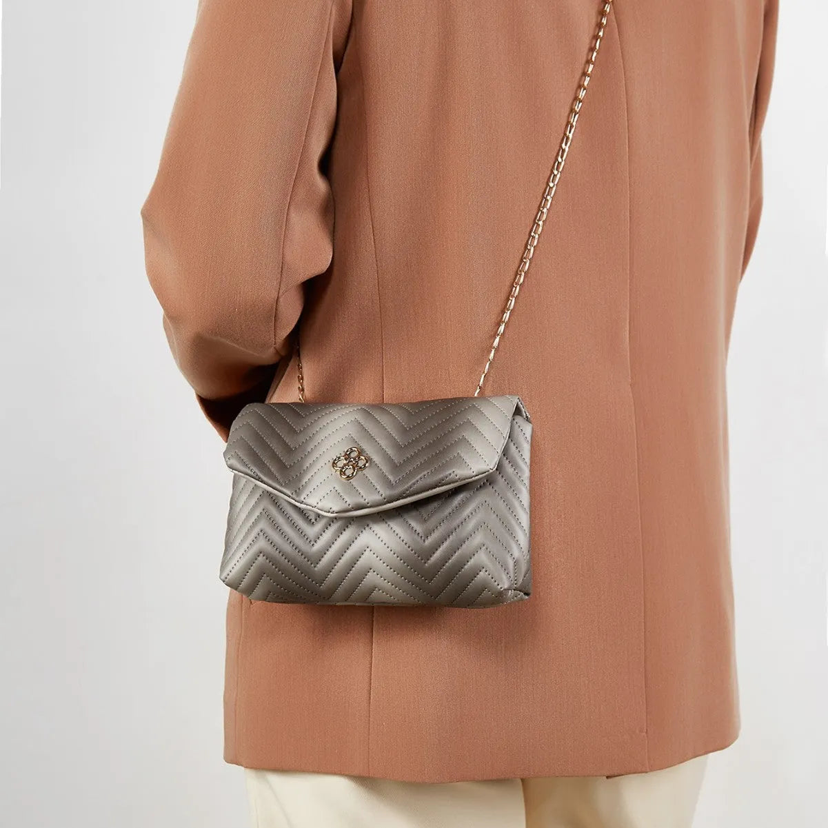 Soft PU clamshell bag with contrast colour pattern and single shoulder strap
