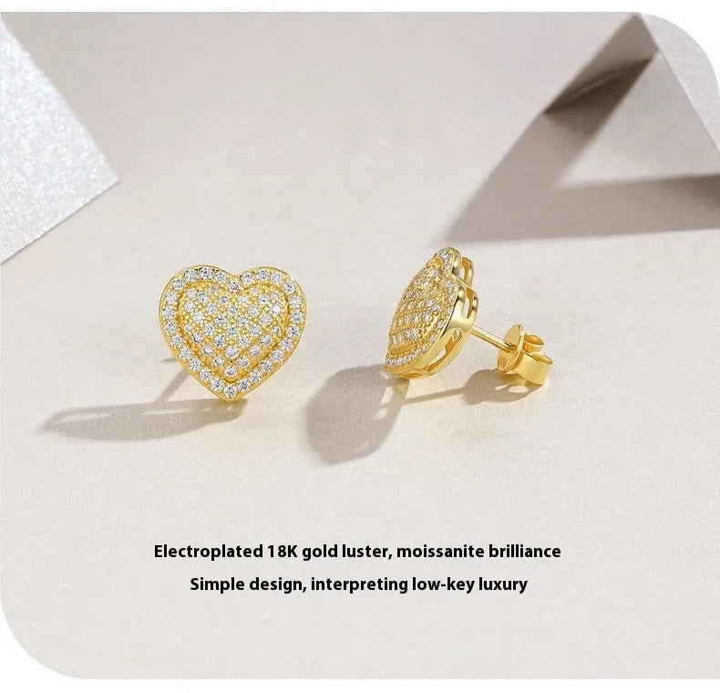 S925 sterling silver heart-shaped stud earrings with moissanite stones in gold plating