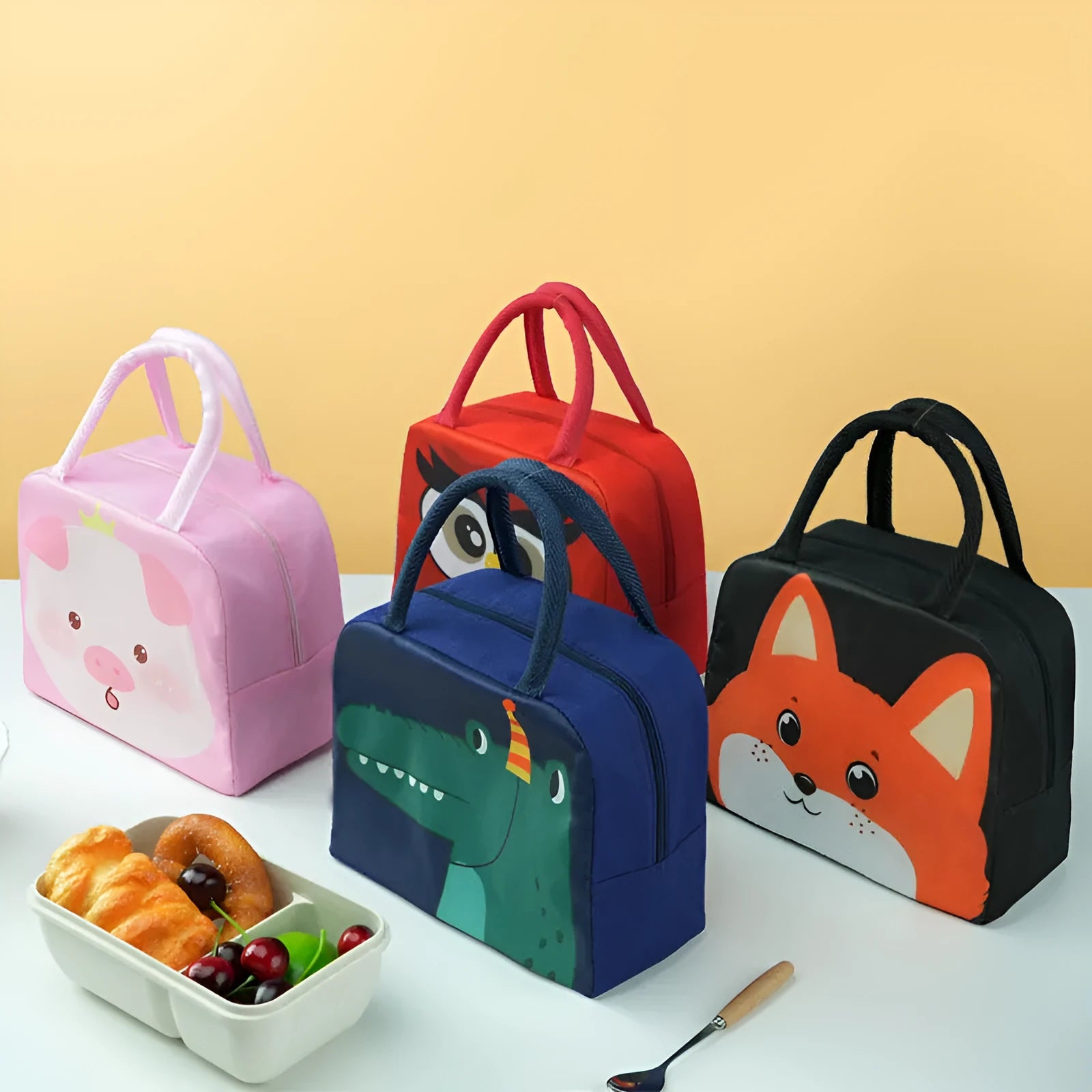 Cartoon aluminium foil insulated lunch box bag in orange bear design