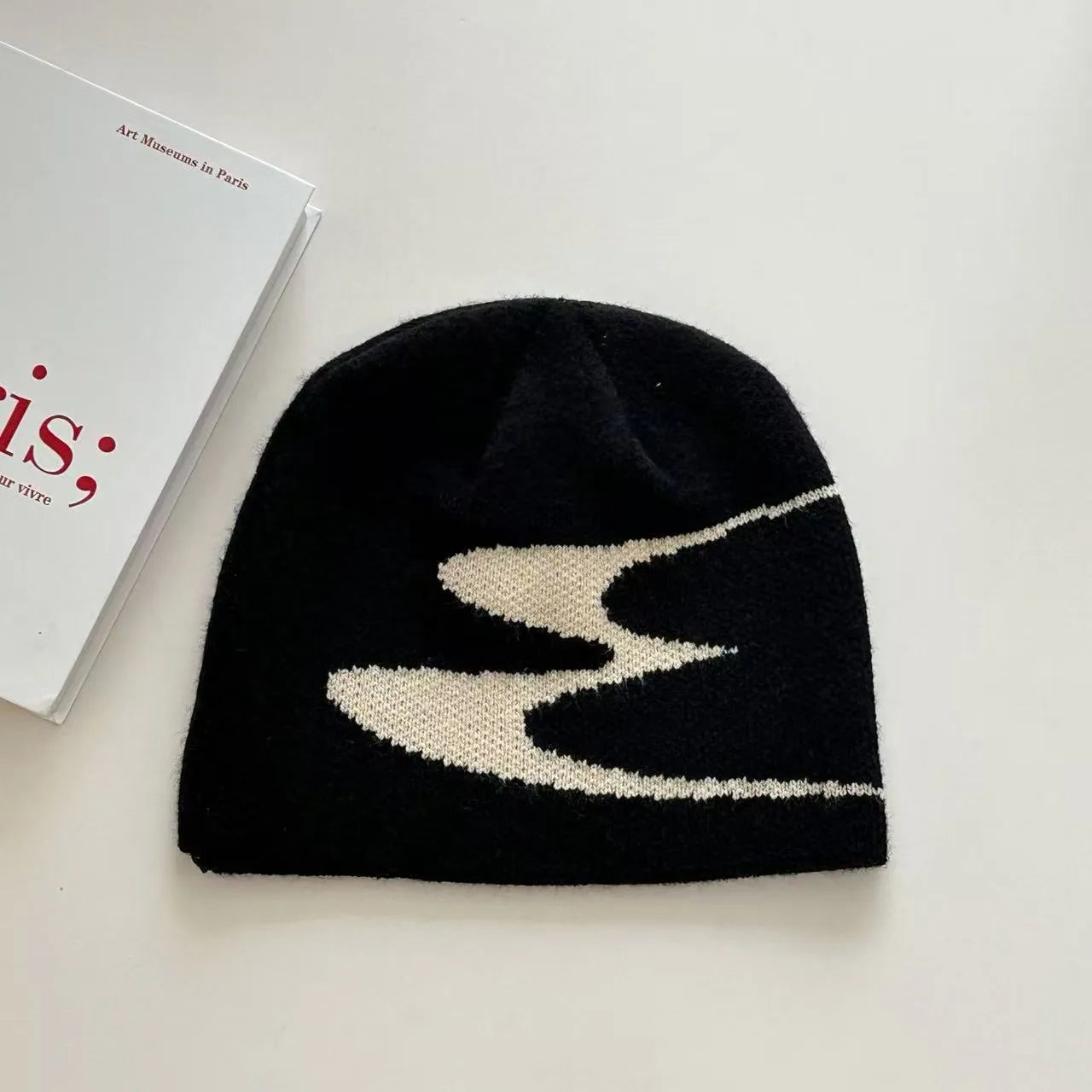 Acrylic thermal knitting wool beanie hat in size M for 56-58cm head circumference in white colour