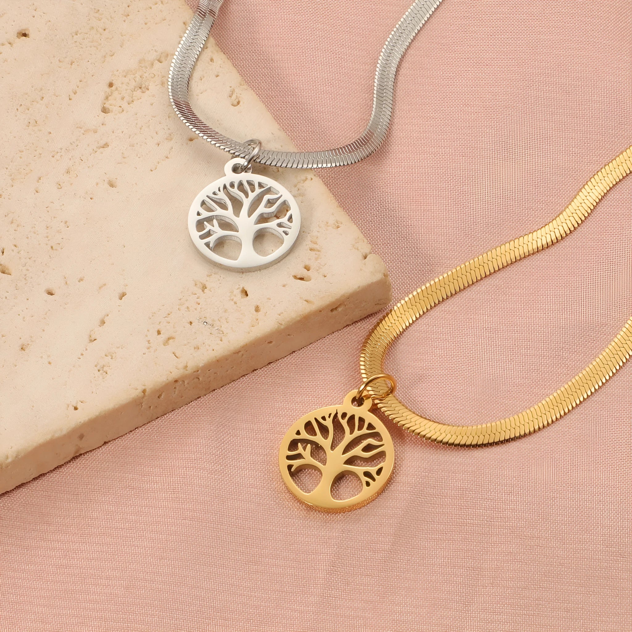 Stainless steel Lucky Tree clavicle chain necklace with adjustable snake bone chain and tree pendant