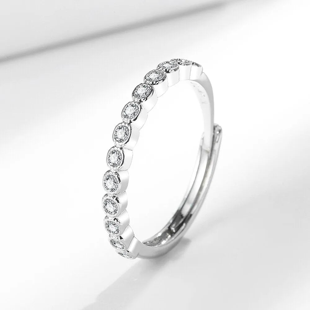 Open mouth geometric ring with diamond tail design in white or yellow gold colour for women