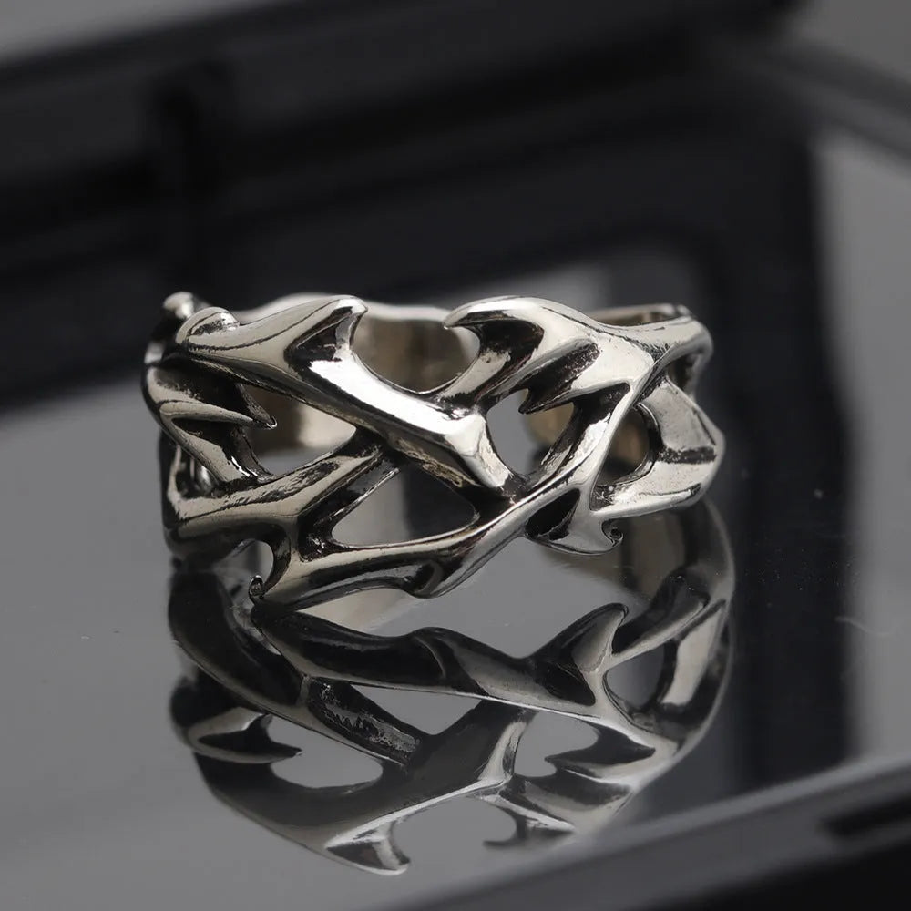 Copper men's ring with geometric thorn flower design and adjustable opening in J2150 colour