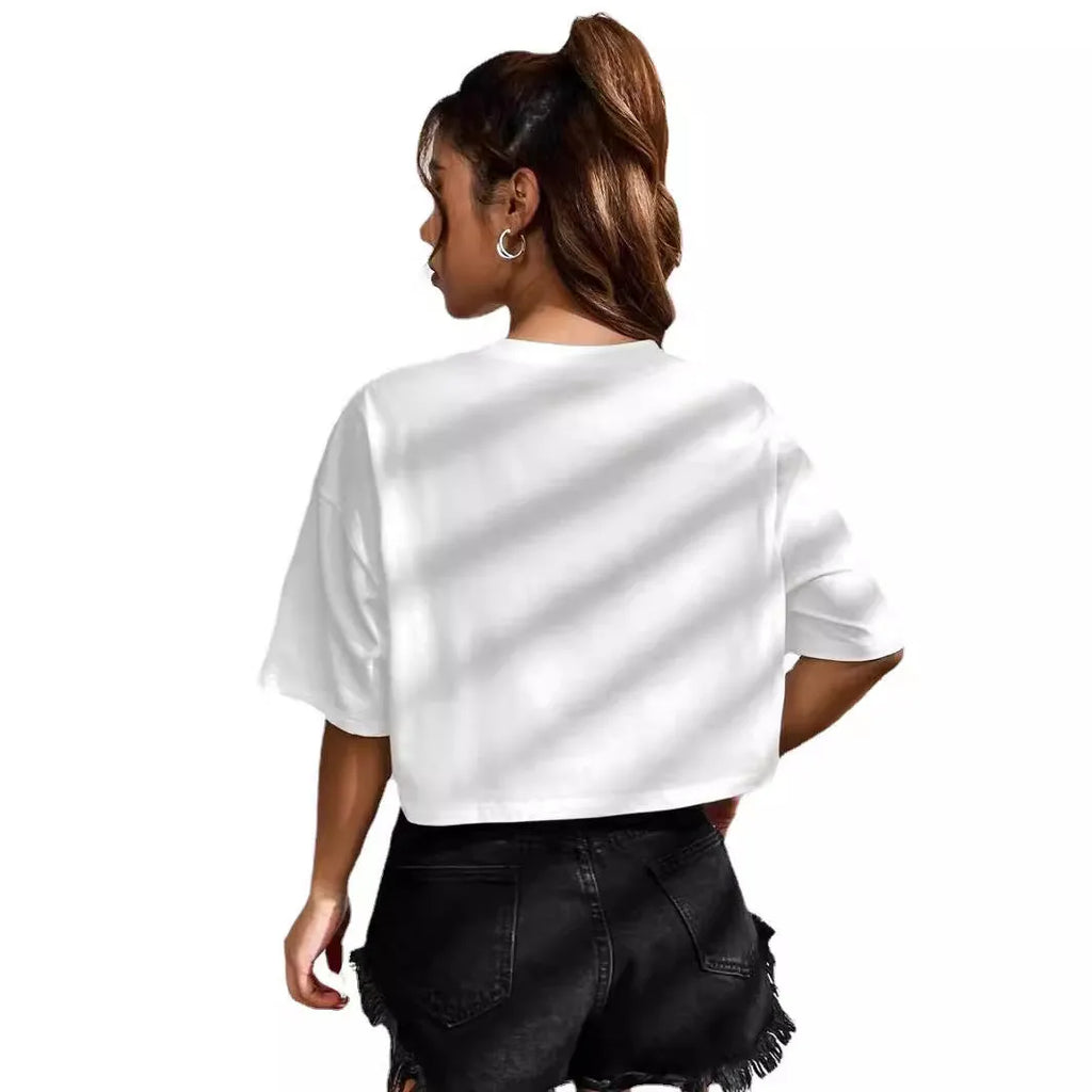 Personalised black cotton T-shirt with white English letters and exposed navel design