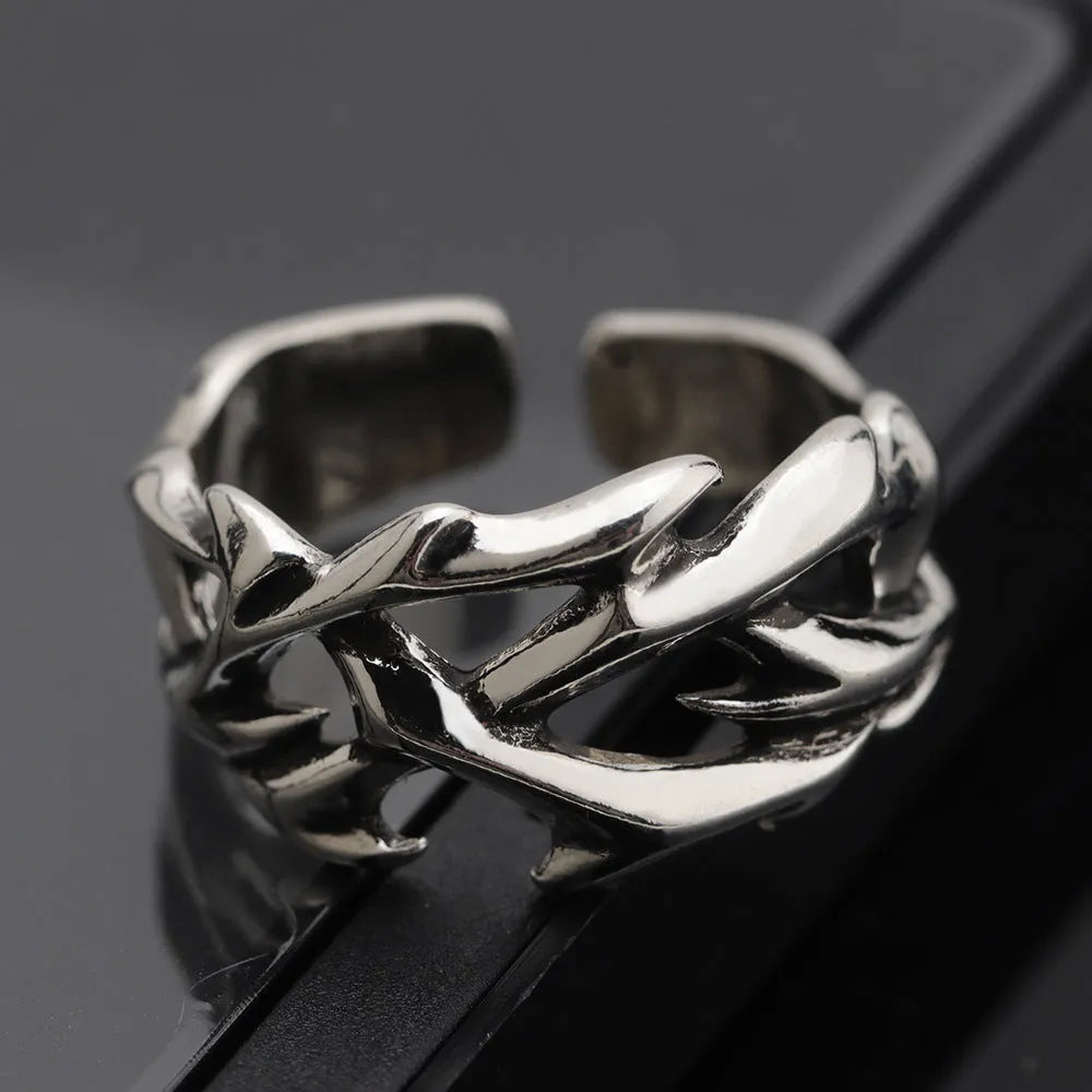 Copper men's ring with geometric thorn flower design and adjustable opening in J2150 colour