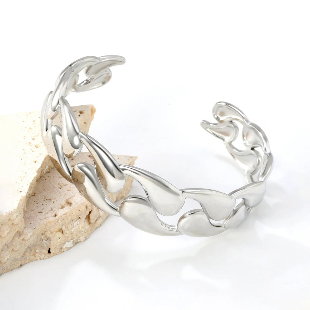 Stainless steel alloy bracelet in European and American trendy style, shown in silver, gold, and grey-gold colour options.