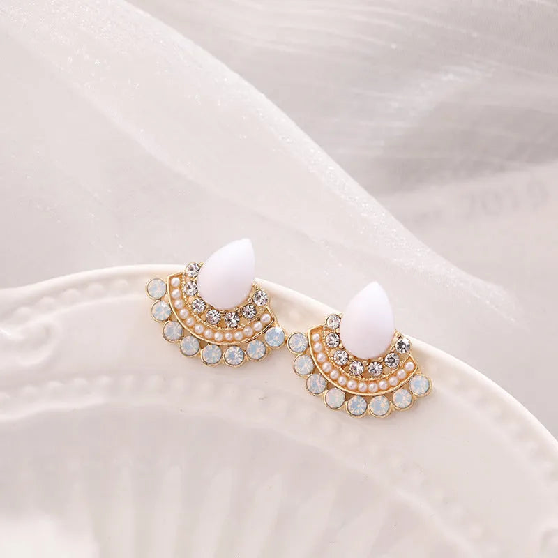 Women's retro fan-shaped opal rhinestone earrings with electroplated silver finish