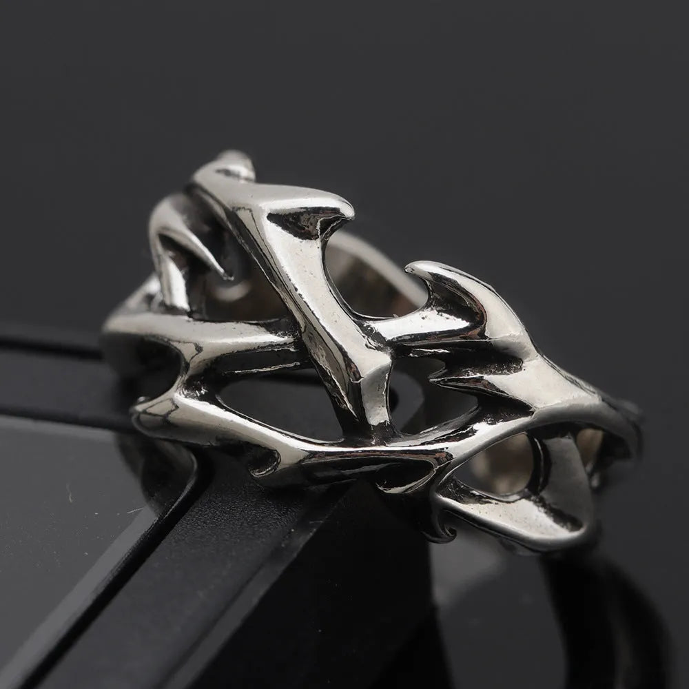 Copper men's ring with geometric thorn flower design and adjustable opening in J2150 colour