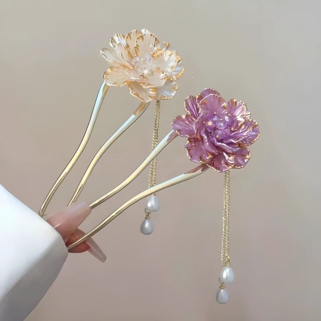 Decorative U-shaped hairpin with purple peony flower and hanging tassels in pastoral style