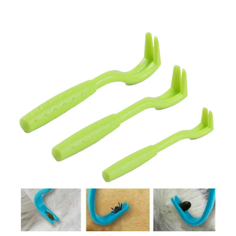 Blue and green plastic pet tick removal hooks, set of 3 pieces.