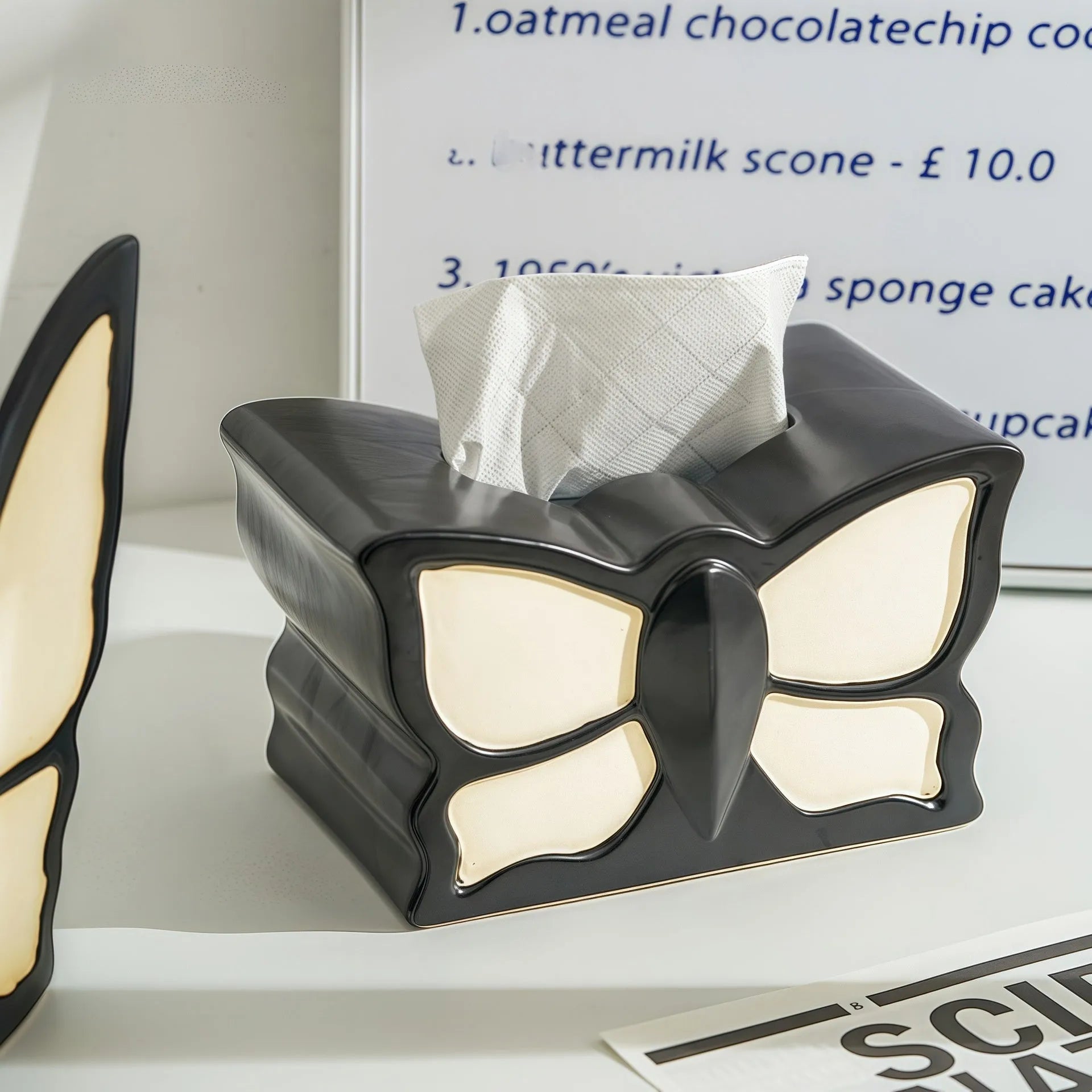 Ceramic butterfly-themed vase and tissue box set with waterproof finish