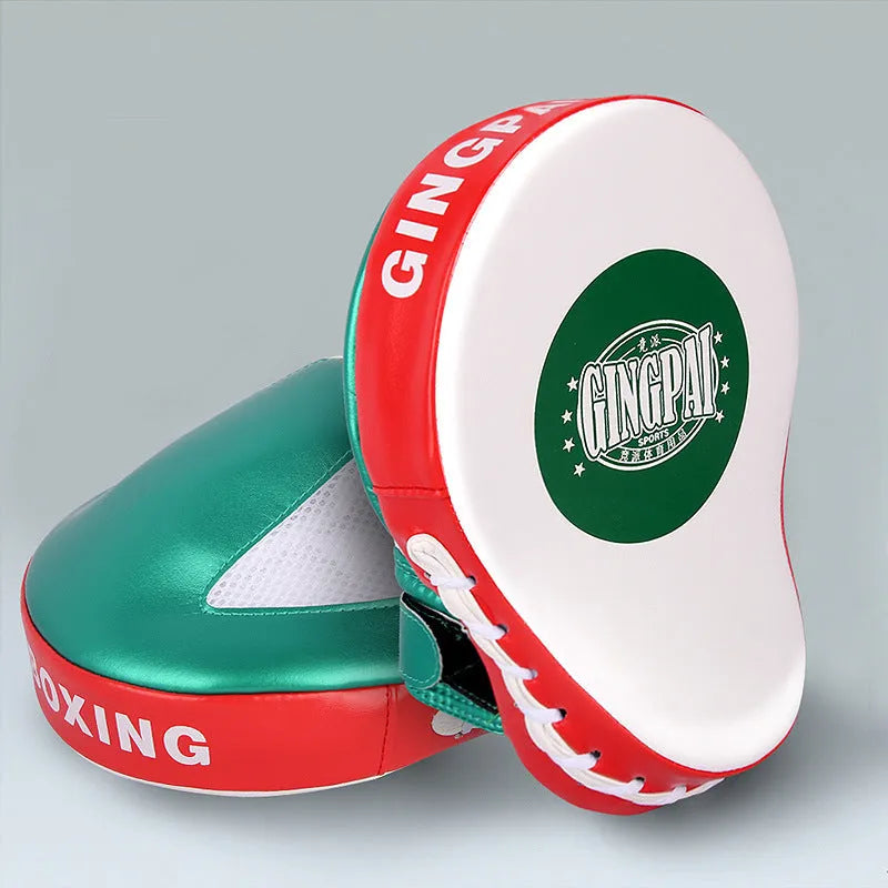 Vertical hanging PU leather boxing training target in gold or green colour with hanging rope