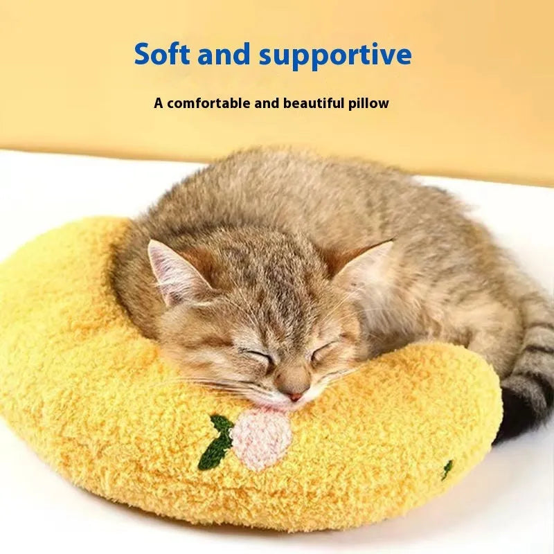 Cat sleeping mat with U-shaped neck protection pillow in moon and question mark designs