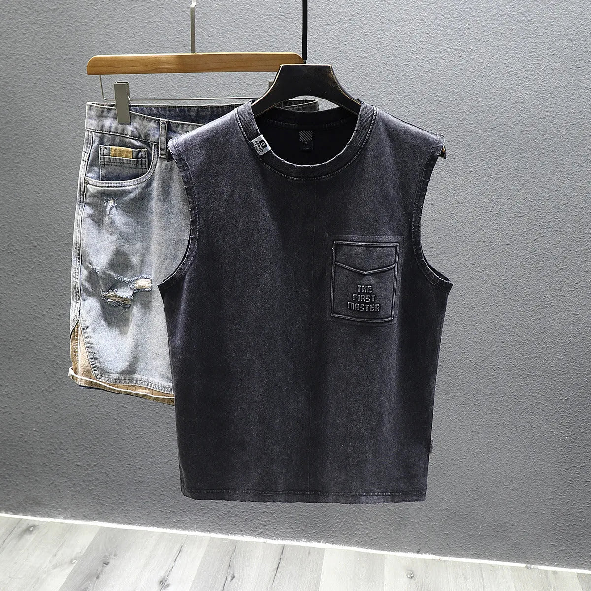 Cotton sleeveless t-shirt loose fit in black or white colour with straight hem design