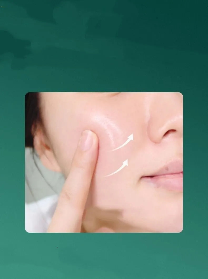 Baishu skin whitening and spots lightening essence cream in a 30g bottle with white and gold label