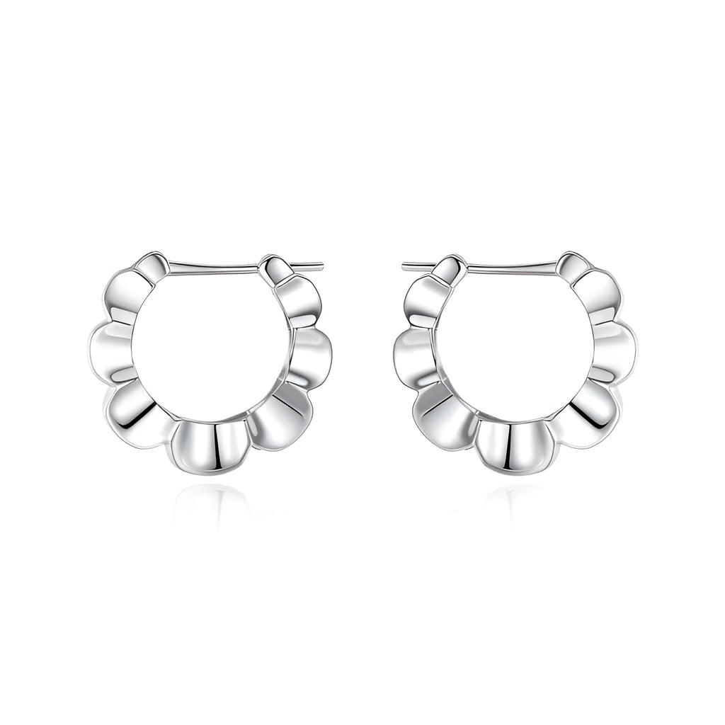 Geometric sterling silver earrings with round retro design and electroplated finish