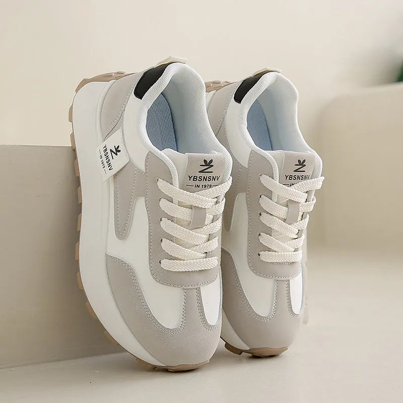 Women's casual all-matching printed sports running shoes in Card Black with rubber sole and front lace-up closure