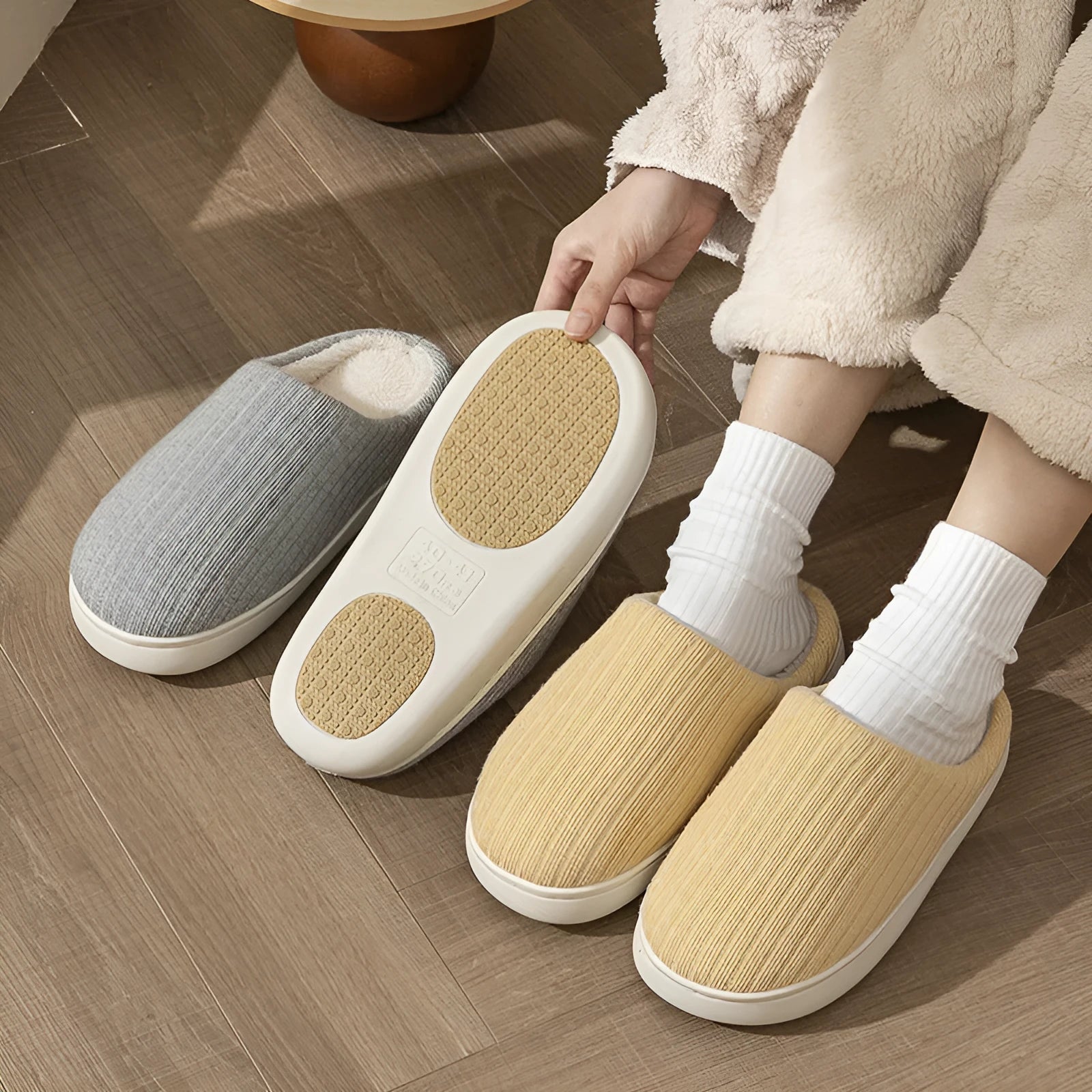 Non-slip cotton slippers for elderly in light gray with anti-slip sole and cotton cloth upper