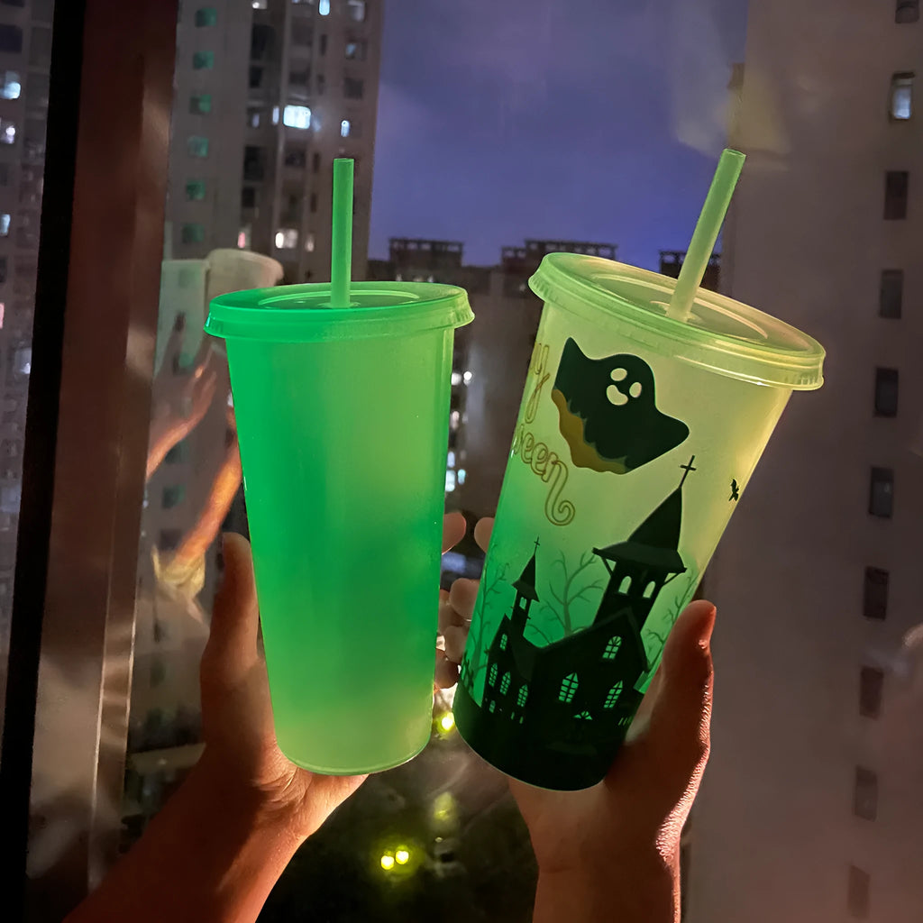 Halloween-themed luminous plastic straw cup with 720ml capacity and a red straw.