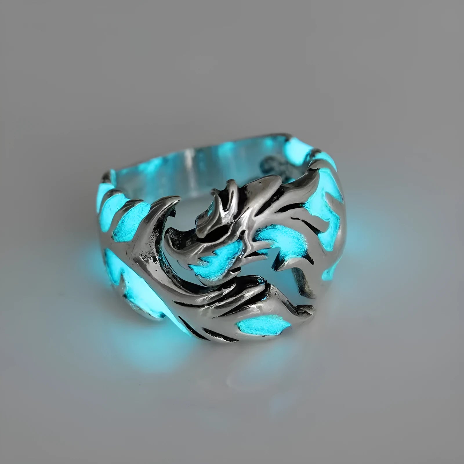 Chinese style luminous dragon pattern adjustable ring in antique silver blue and green.