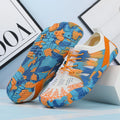Men's and women's quick-drying lace-up beach shoes in mesh with a non-slip rubber sole.