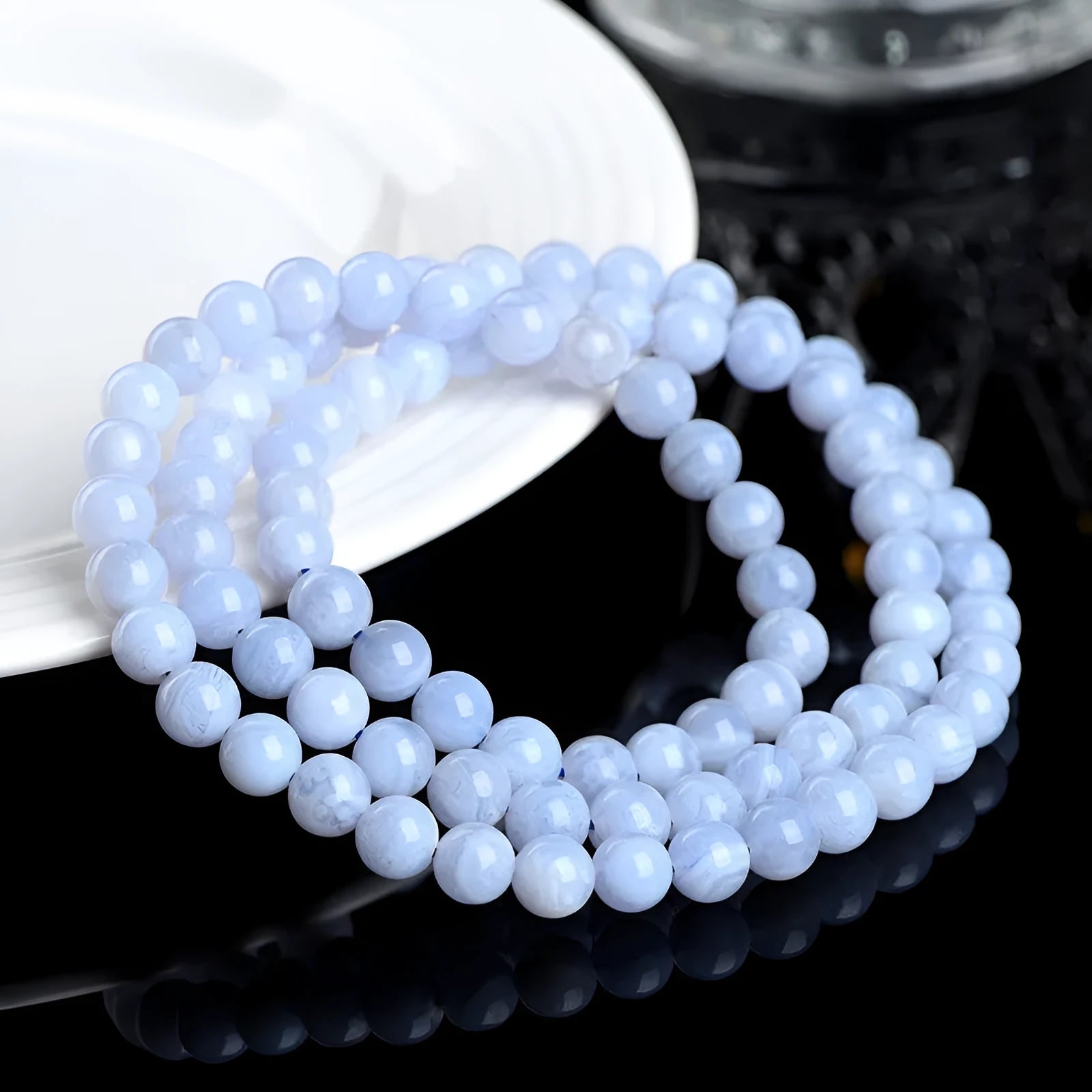 Blue agate bracelet with natural striped patterns, 6-6.8mm scattered beads featuring Ruyi design elements