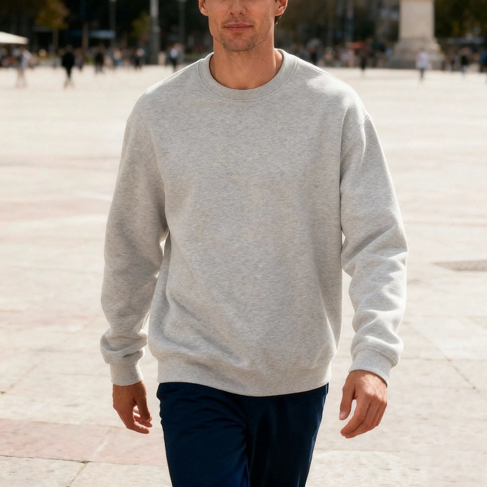 Men's loose oversized casual top in solid colour, long sleeve, round neck, polyester fabric, autumn wear