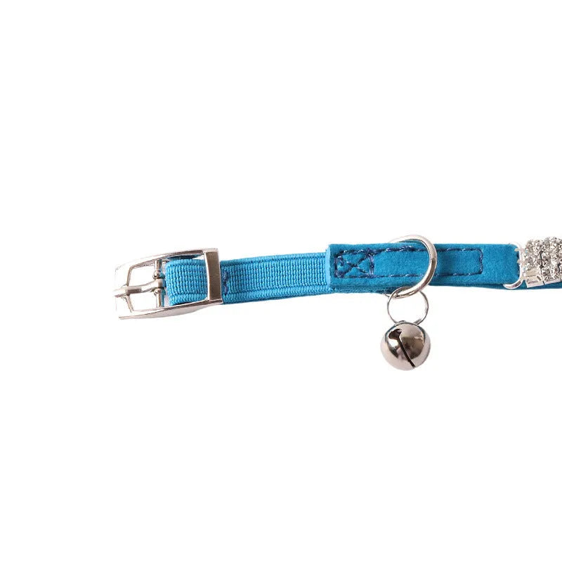 Cat collar with elastic buckle in six colour options showing flocking material texture