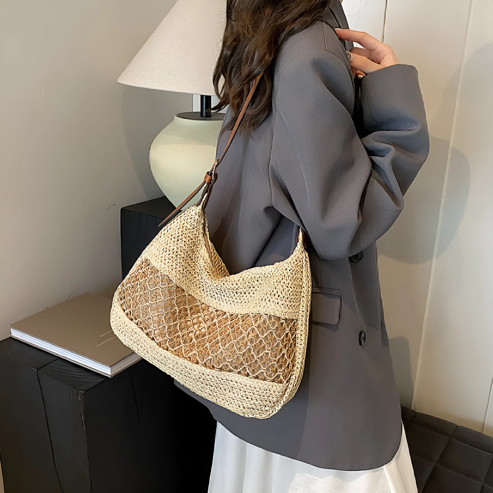 Women's straw cross body bag in horizontal square design with sandwich pocket