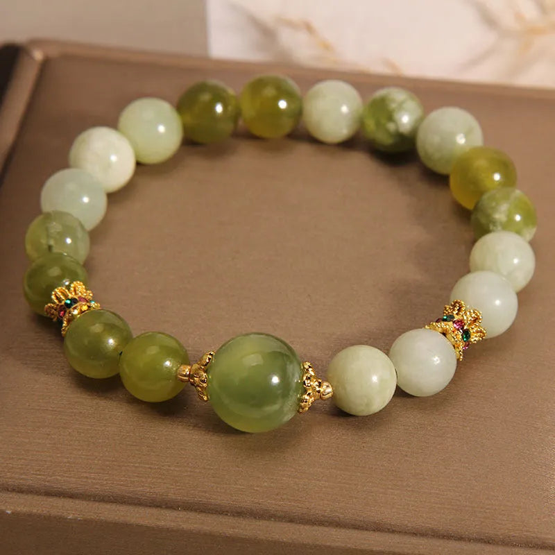 Original design sweet Mori style women's bracelet in Xiuyan jade green.