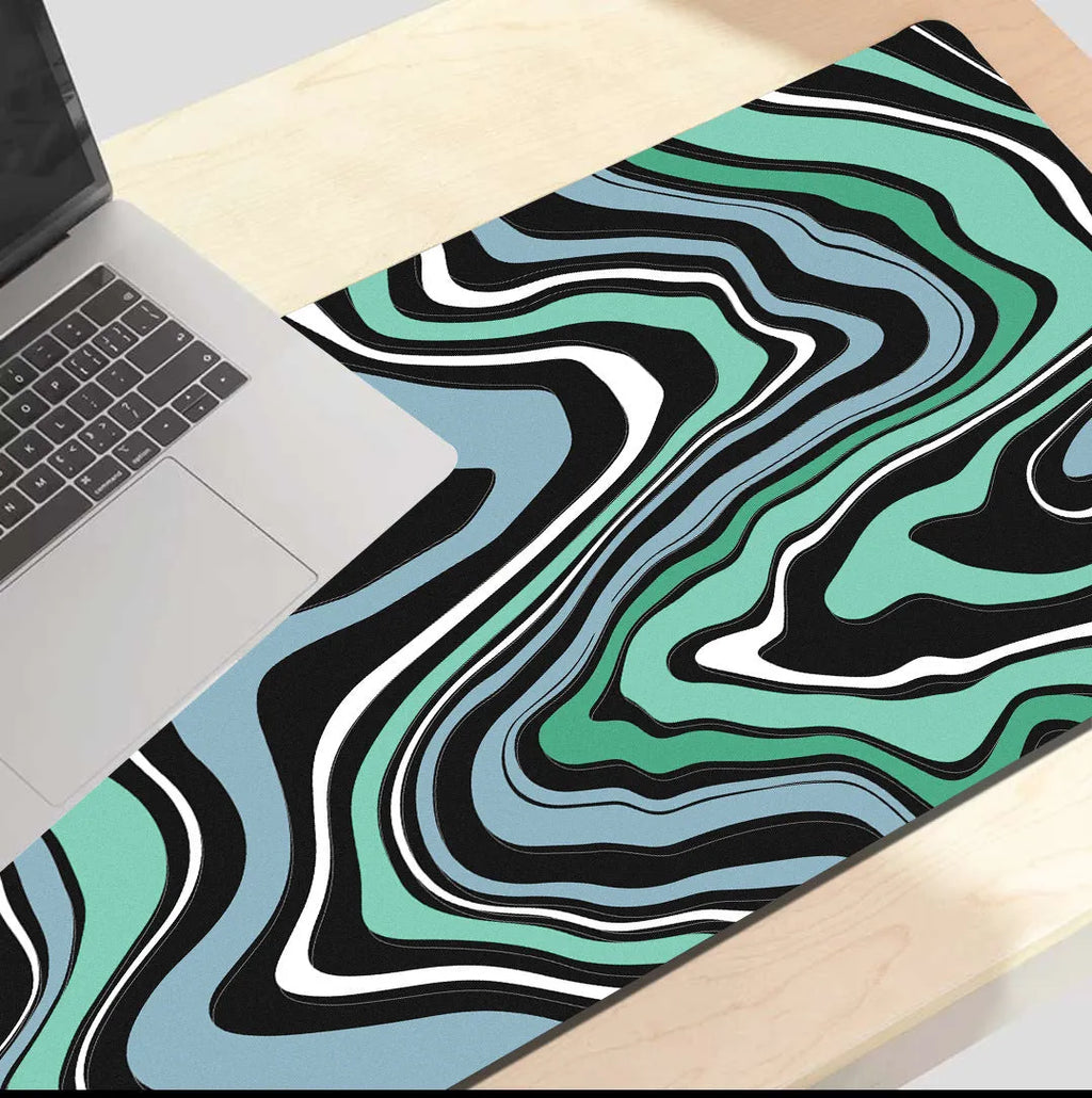 Custom non-slip mouse pad with rubber base and cloth surface in multiple sizes, thermal transfer printed pattern