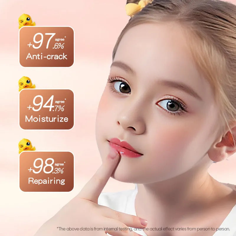 Moisturising anti-chapped lipstick with multiple formula options in standard packaging