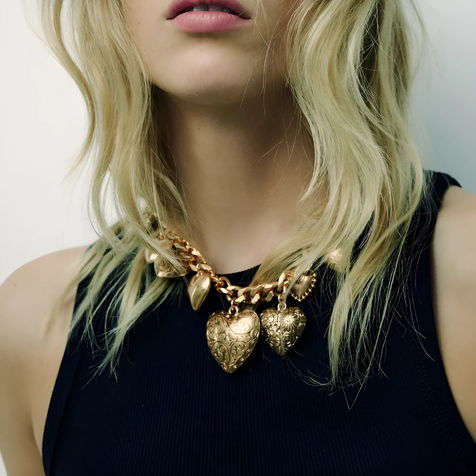 Exaggerated heart pendant necklace with adjustable chain in gold or white K finish