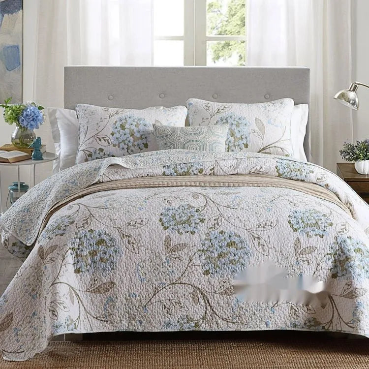 Quilted pure cotton bed cover set with reactive printed pattern includes bed cover and two pillowcases