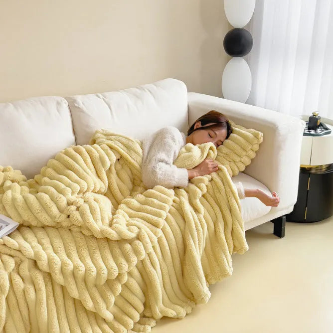 Soft bubble faux rabbit fur blanket in blue, double-sided thickening, polyester fibre throw with solid colour pattern.