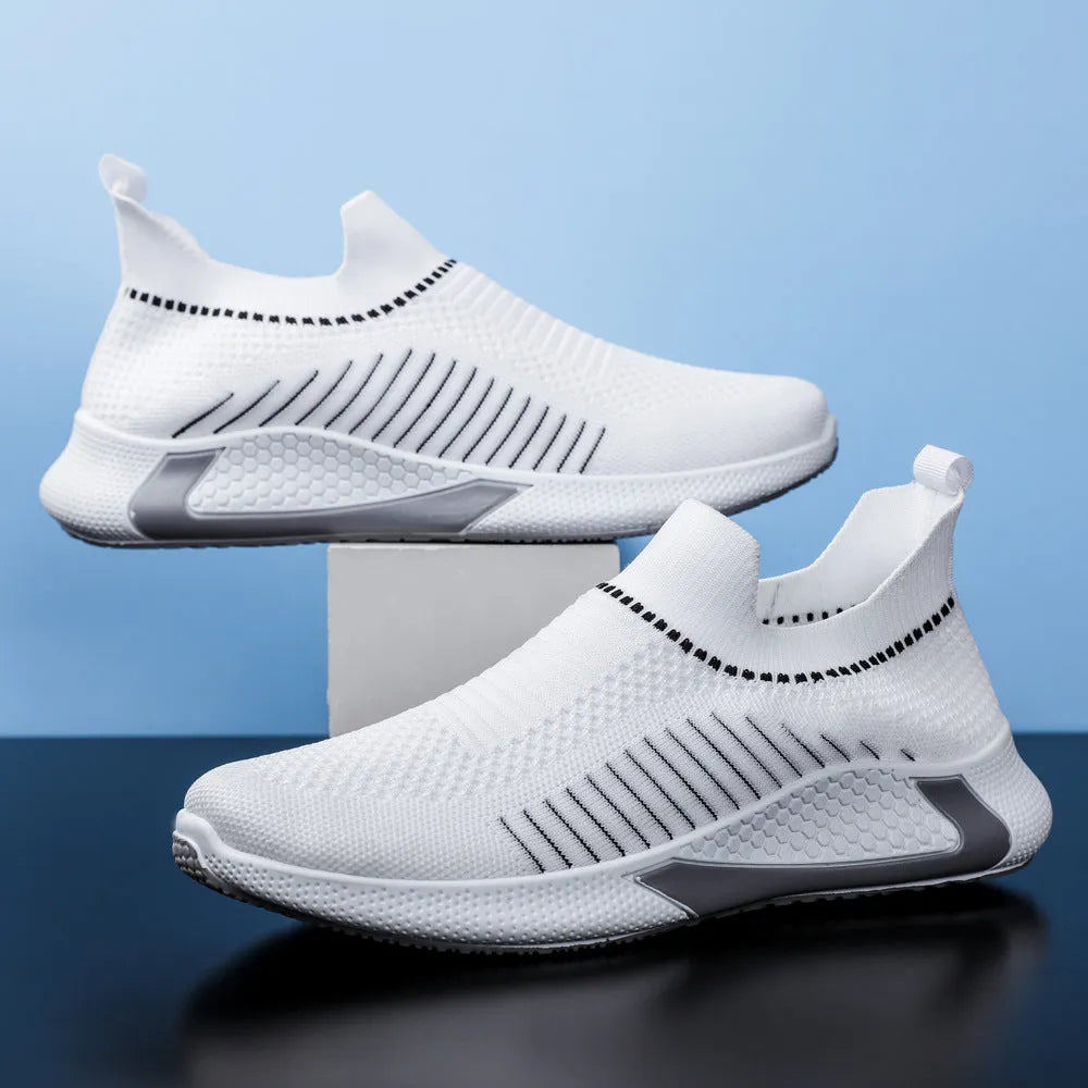 Men's mesh slip-on sneakers with striped design and Flyknit upper in lace-up running shoe style
