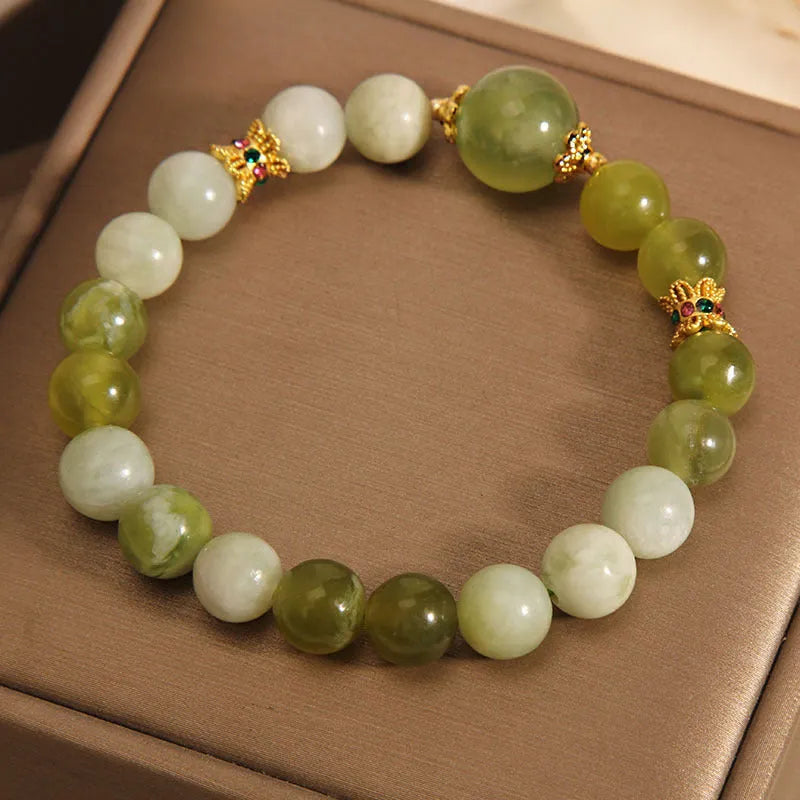 Original design sweet Mori style women's bracelet in Xiuyan jade green.