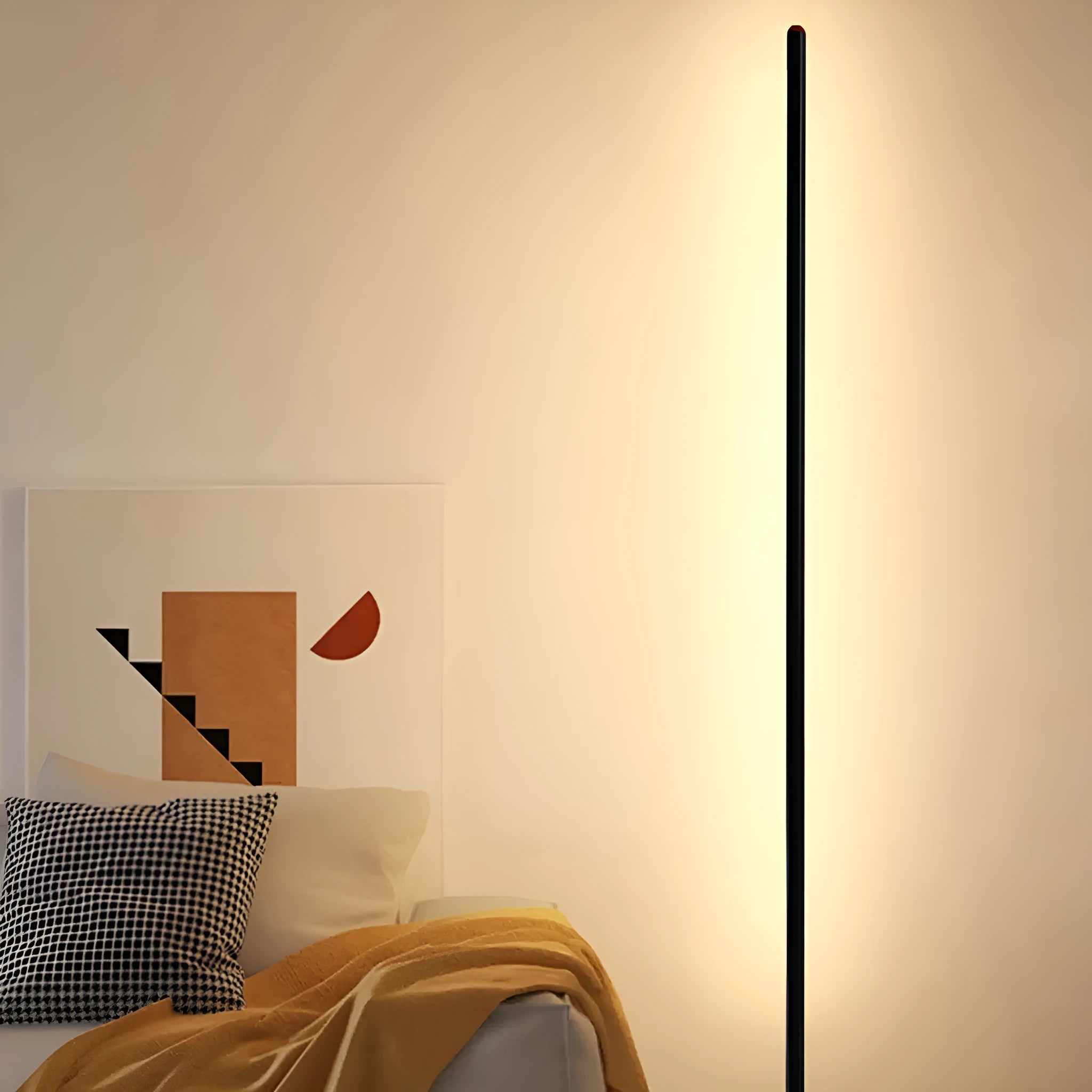 Vertical aluminium alloy floor lamp in modern simple style, shown in three available heights.