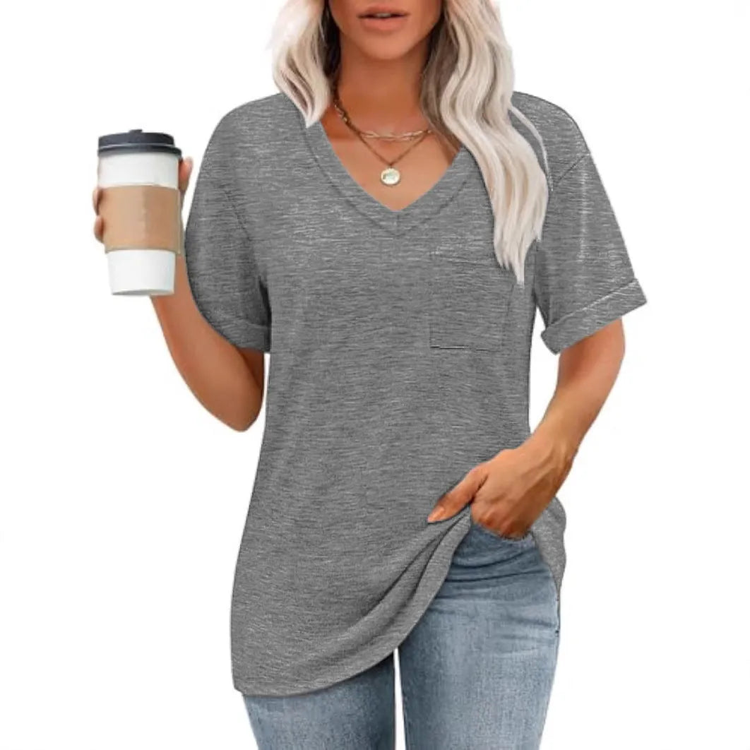 Grey loose V-neck T-shirt with chest pocket in Japanese Korean casual style