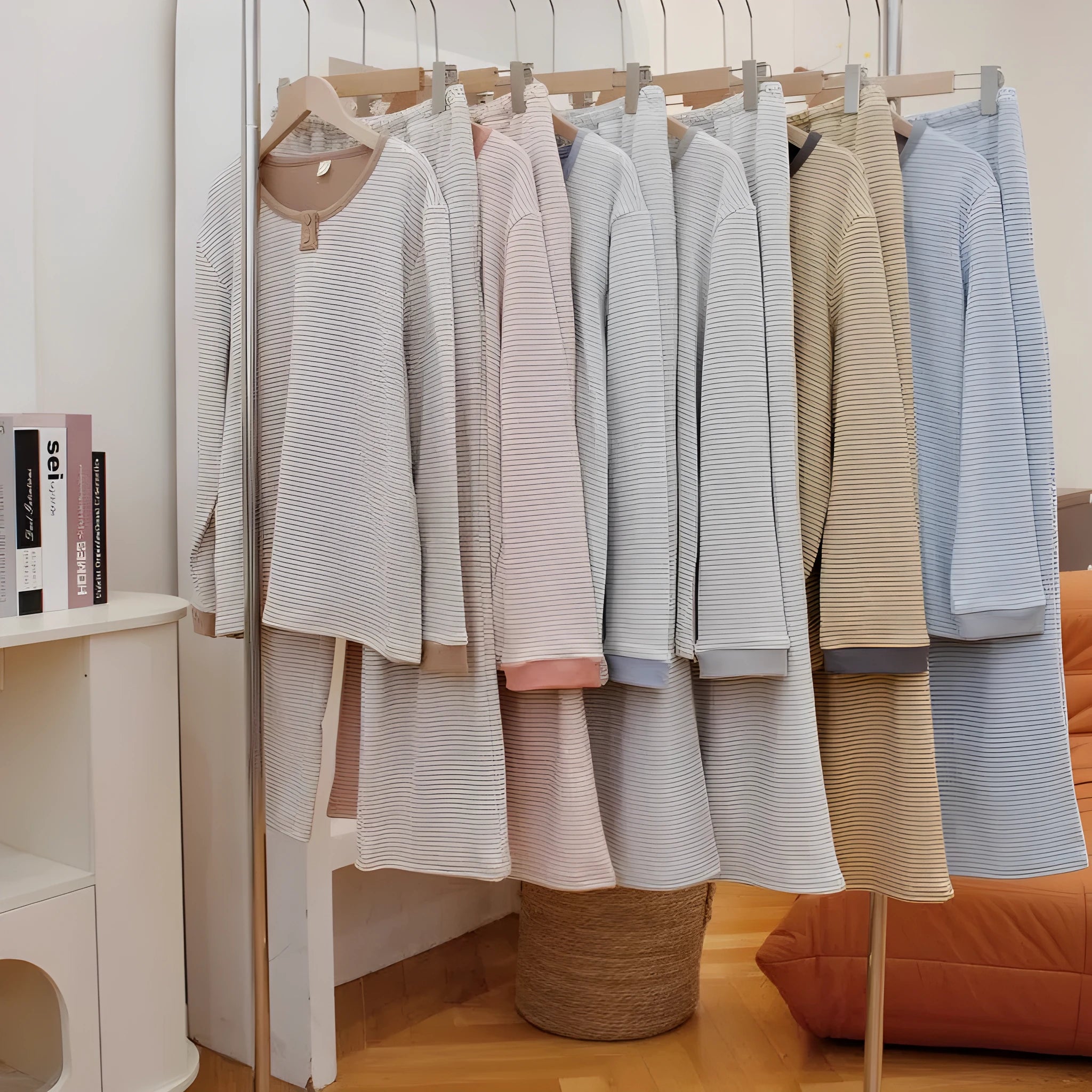 Women's de velvet round neck long-sleeved striped pyjama suit with trousers in light blue beige brown gray pink silver gray
