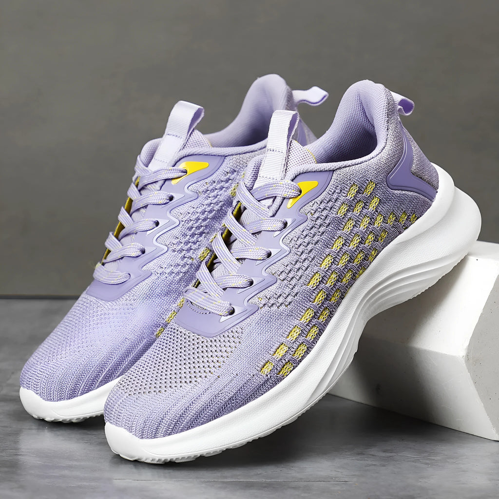 Women's lavender purple Flyknit running shoes with striped pattern and mesh lining