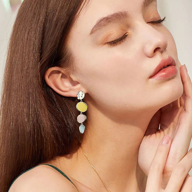 Morandi three-colour oil-drip finish on simple alloy disc vintage earrings with sterling silver post.