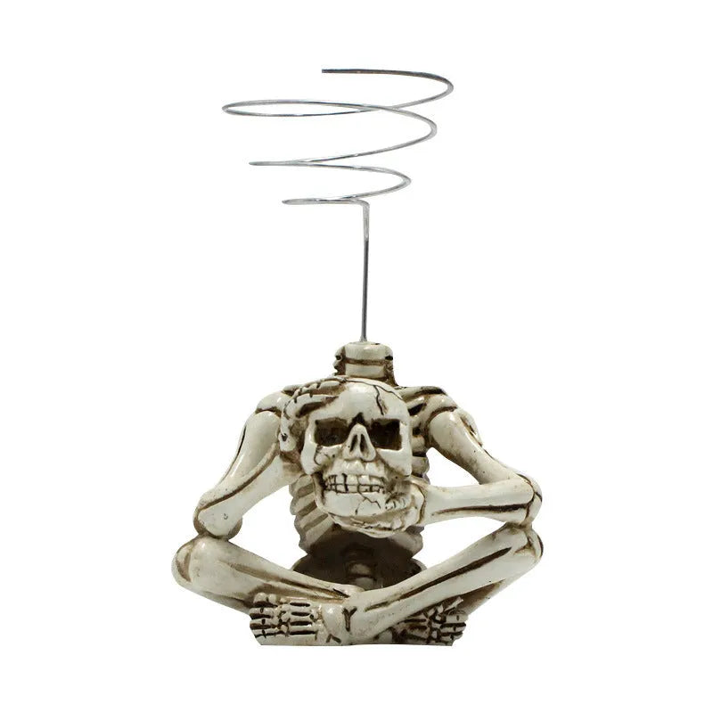 Gothic skull design Tillandsia bracket with resin pot and iron base for soilless plant display