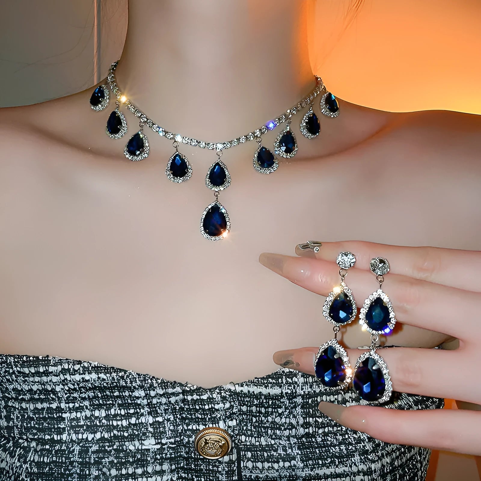 Silver needle water drop earrings and necklace set in blue with zircon pendants and diamond treatment