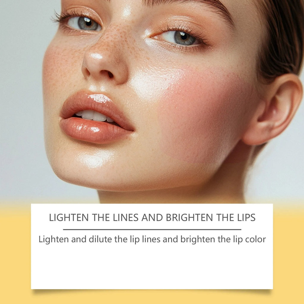 Gold Foil Nourishing Lipstick 3.5g with hyaluronic acid in compact gold case