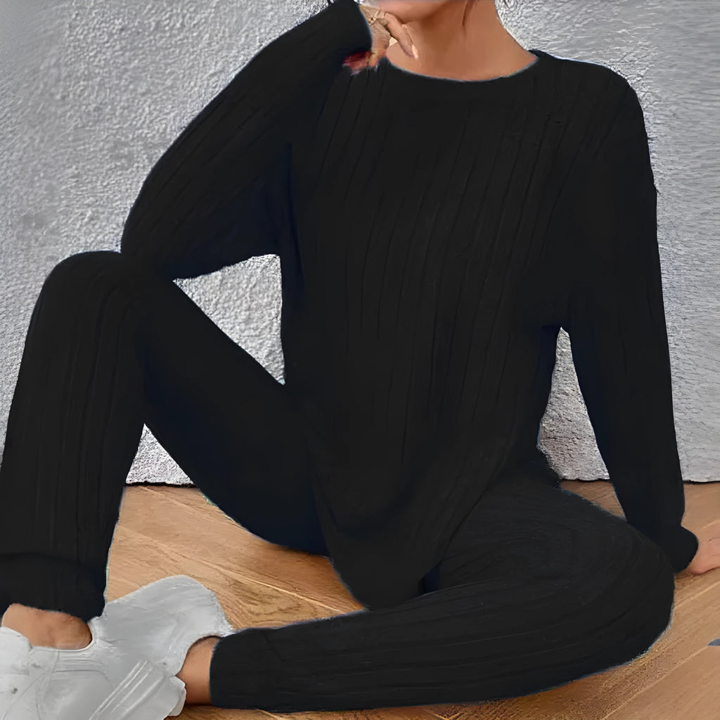 Sunken stripe two-piece homewear set in black or blue colour with trousers and regular sleeve top