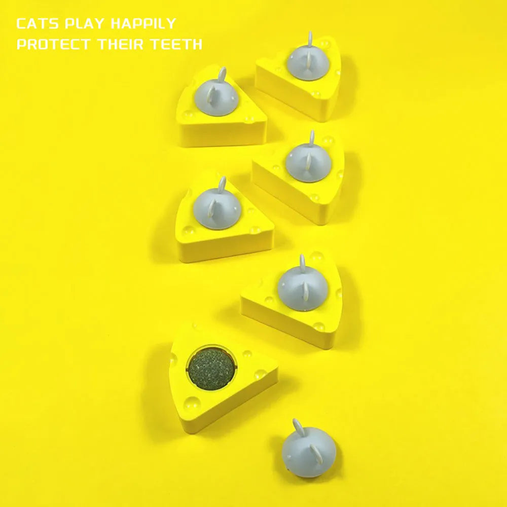 Yellow catnip toy balls with natural silvervine and cheese flavours for feline teeth cleaning