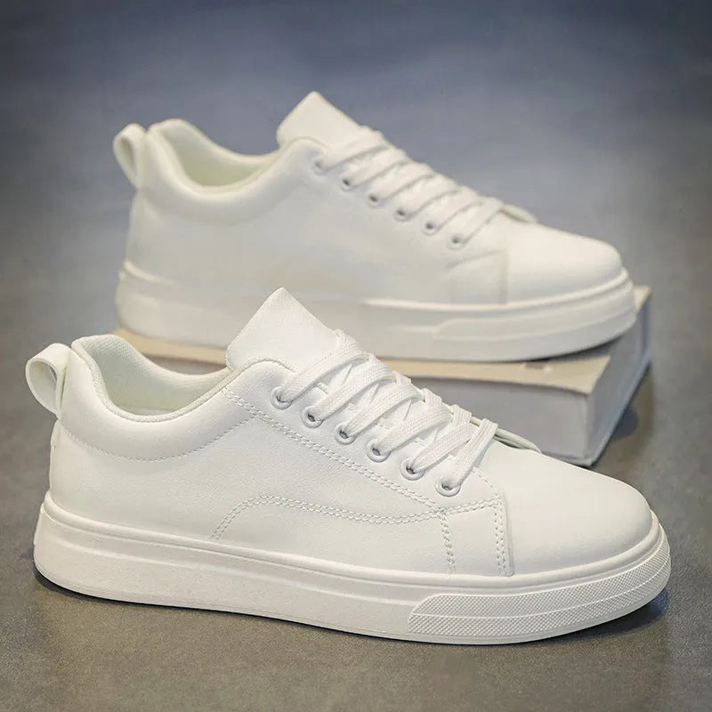 Men's Korean-style casual sneakers in three colour options with breathable microfiber lining